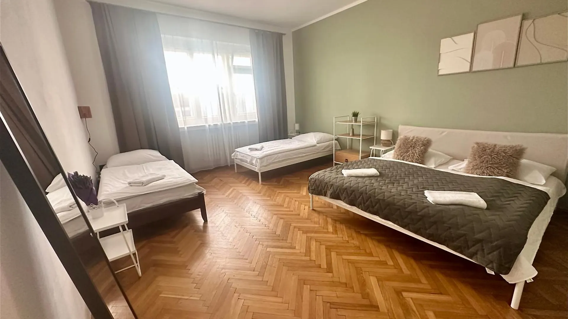 2Br Gateway On The Rybna Lägenhet Prag